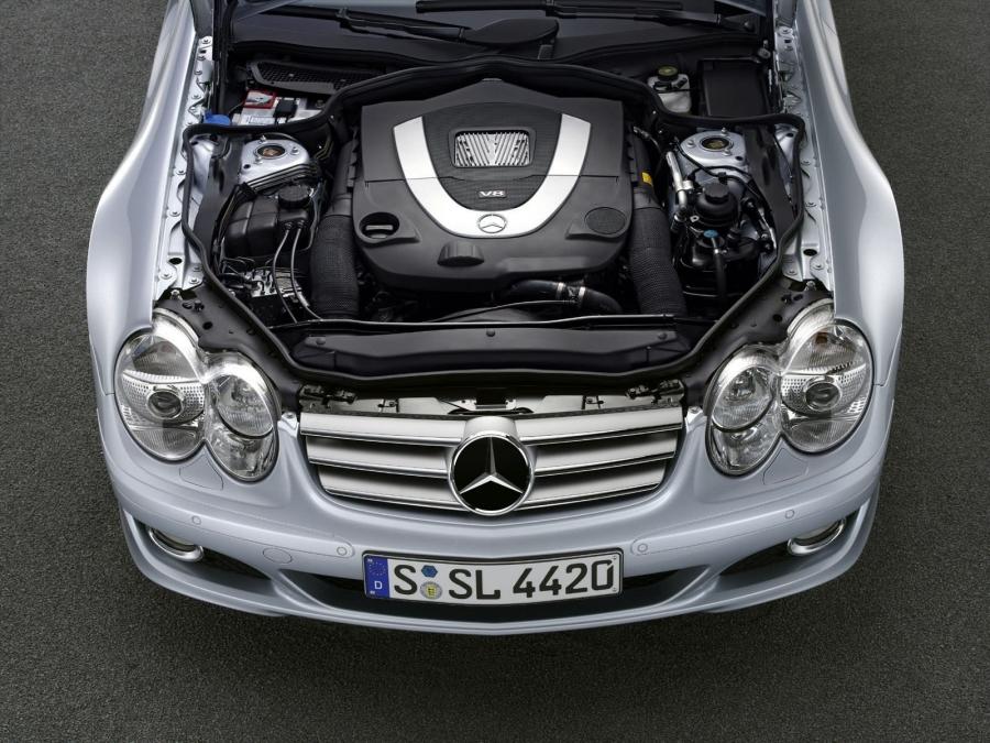  Mercedes-Benz SL500 2006 года  (фото 12 из 40)